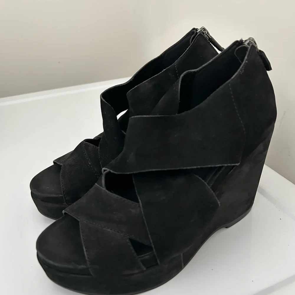 Eileen Fisher Suede Wedge Sandals Zipper Detail Zipper Detail Black Size 6